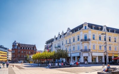 Marktplatz Saarlouis © Sina Ettmer - stock.adobe.com